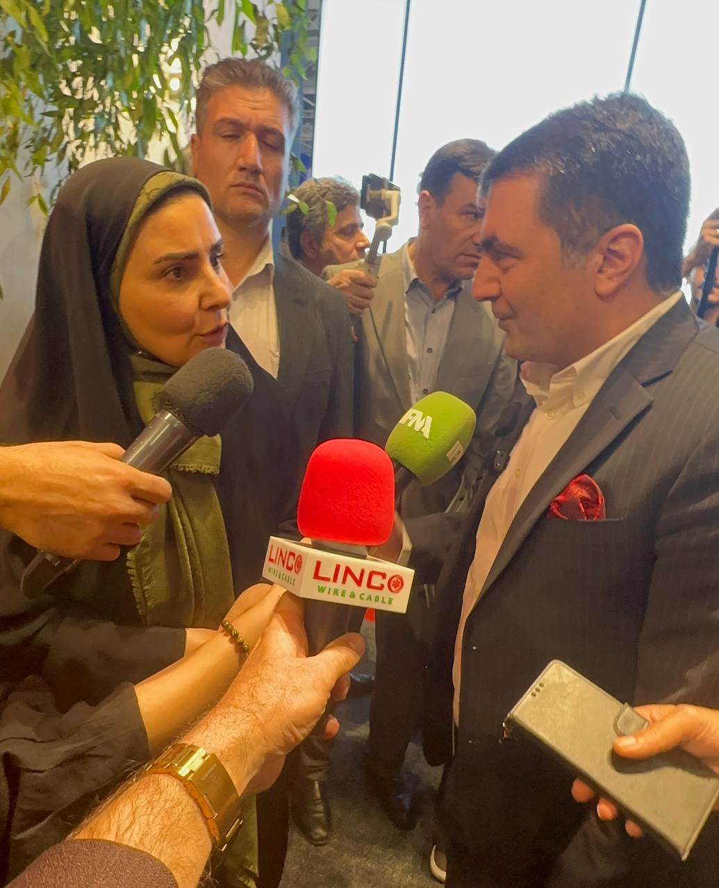 حضور وزیر راه و شهرسازی در غرفه لینکو در بیست و ششمین نمایشگاه بین المللی صنعت ساختمان